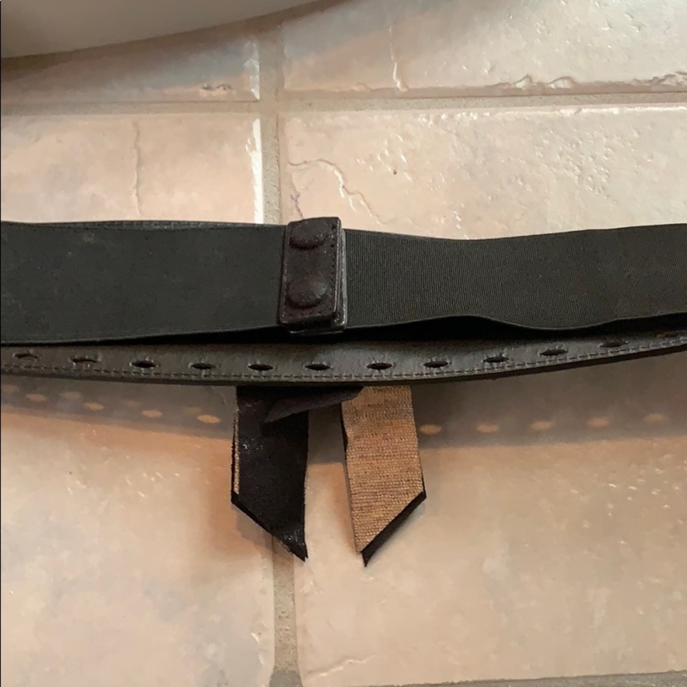 Belt - Picture 2 of 3
